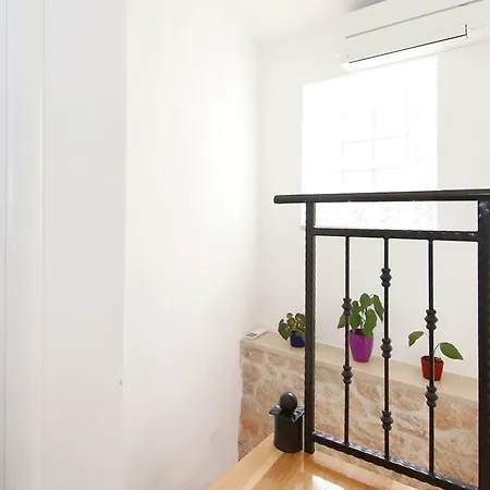 House Vicko 1 * Grabovac (Split-Dalmatia)
